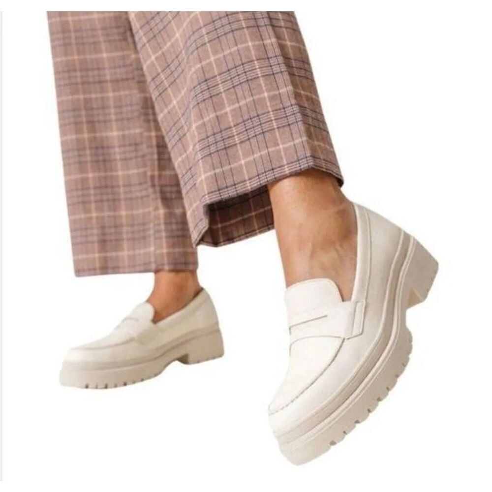 Patina Zoe Chunky Loafer in Bone Leather Size 10.5